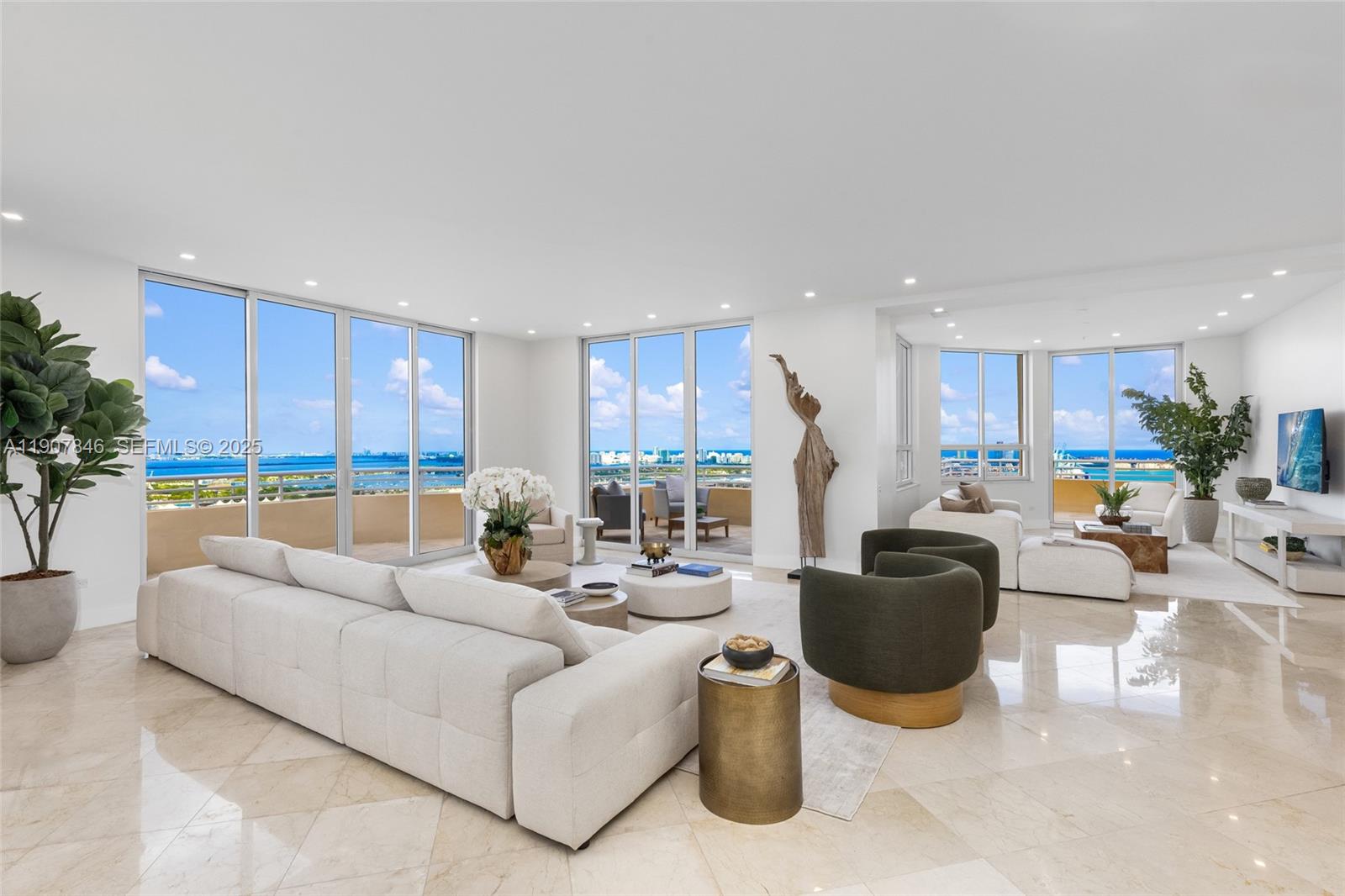 808 Brickell Key Drive 3901, Miami, FL 33131, Miami