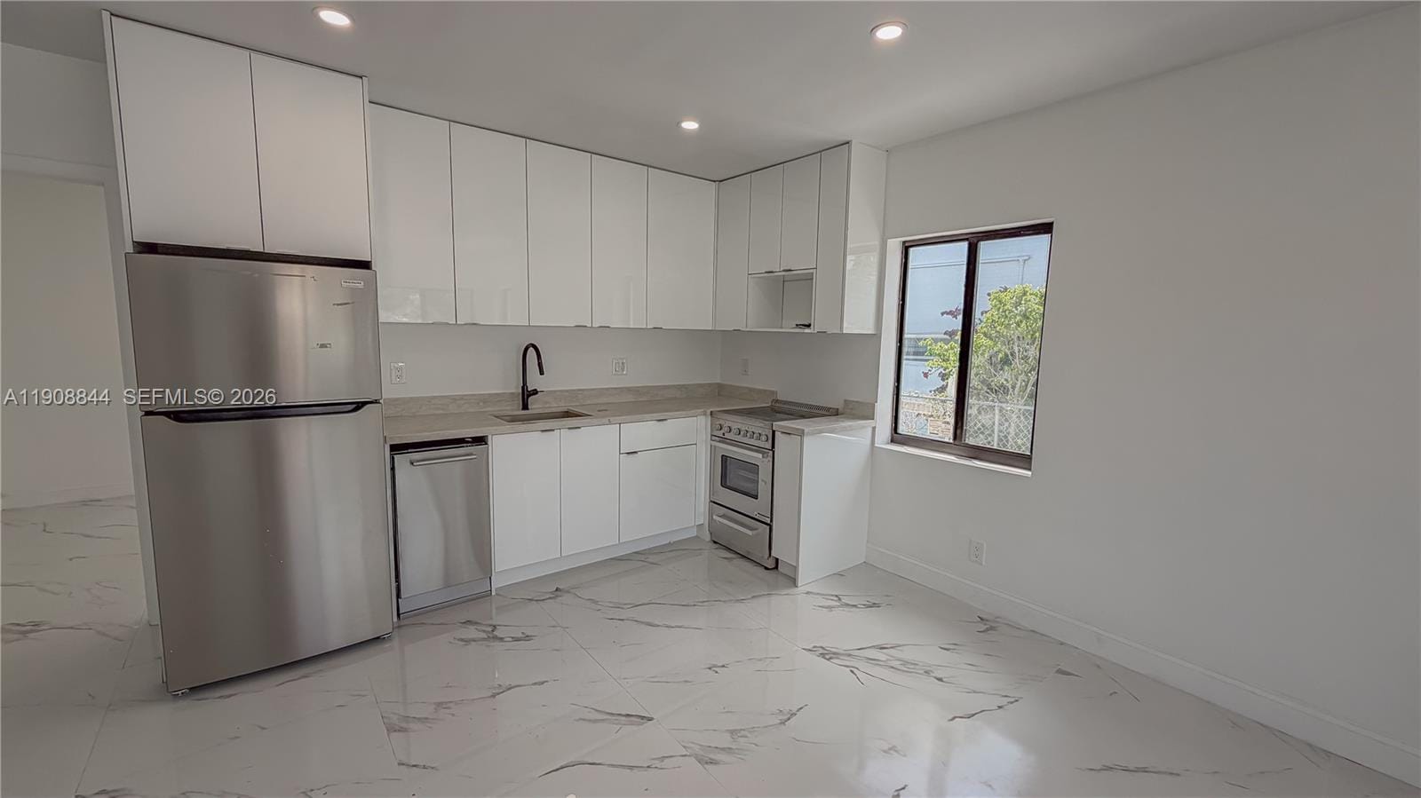 2462 Johnson Street, Hollywood, FL 33020 photo 19