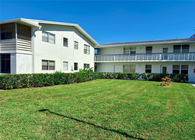 69 Harwood H 69, sold in Harwood H, Deerfield Beach, FL