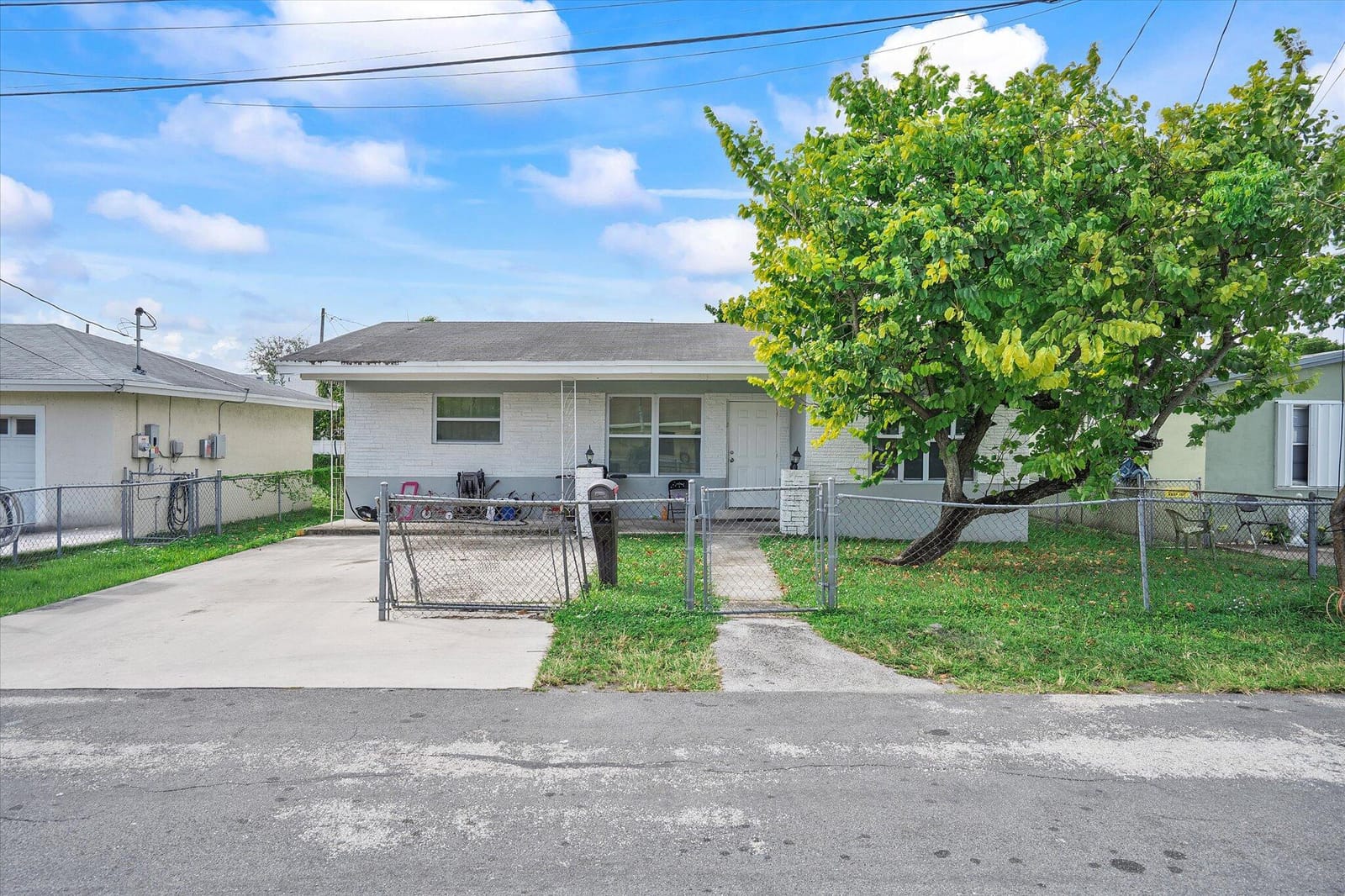 811 NW 5th Avenue — photo 2