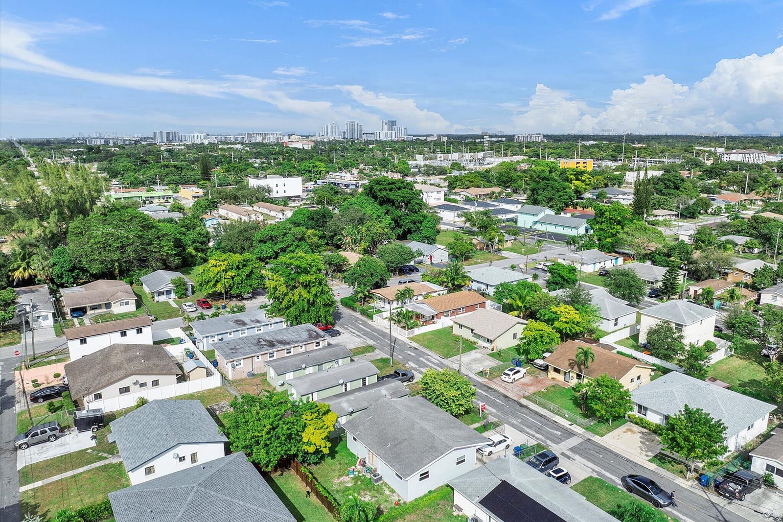811 NW 5th Avenue, Hallandale Beach, FL 33009 photo 14