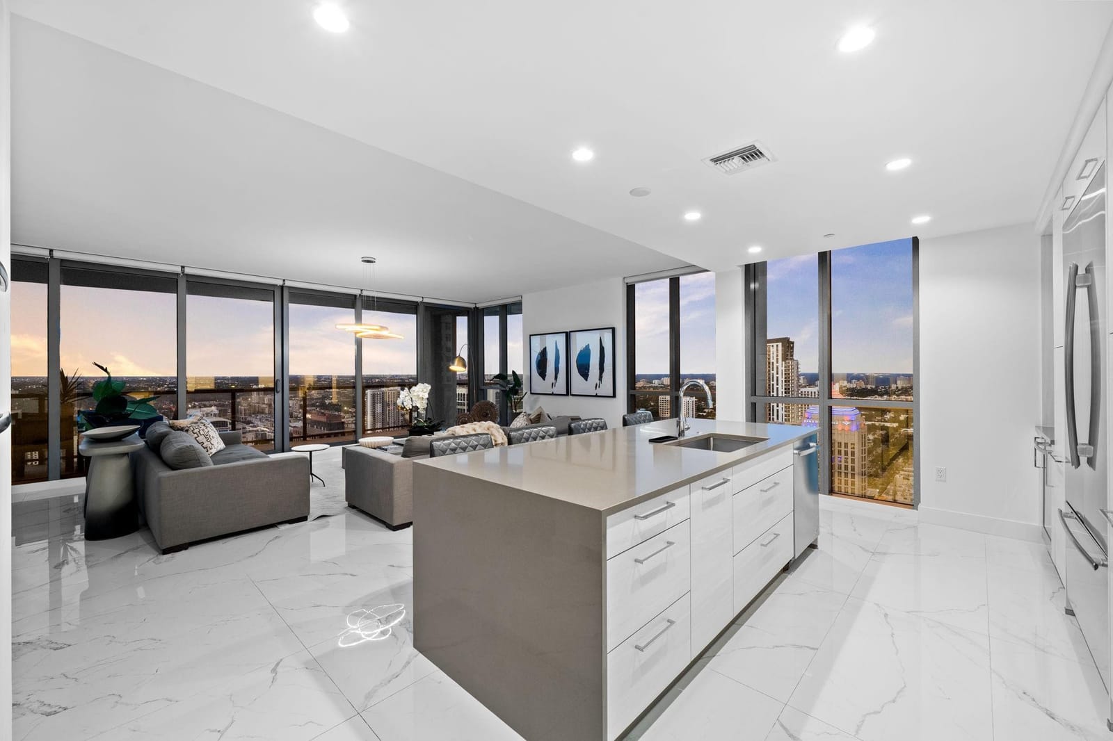 100 E Las Olas Boulevard 4001 — photo 10