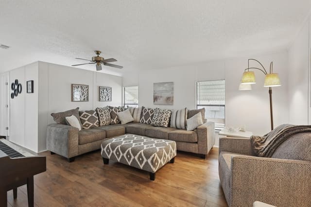14400 Isla Flores, Fort Pierce, FL 34951