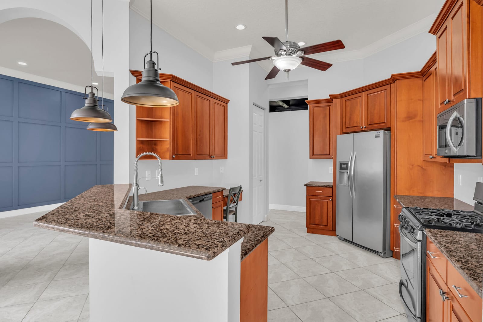 302 NW Westover Court, Port St. Lucie, FL 34986 photo 15