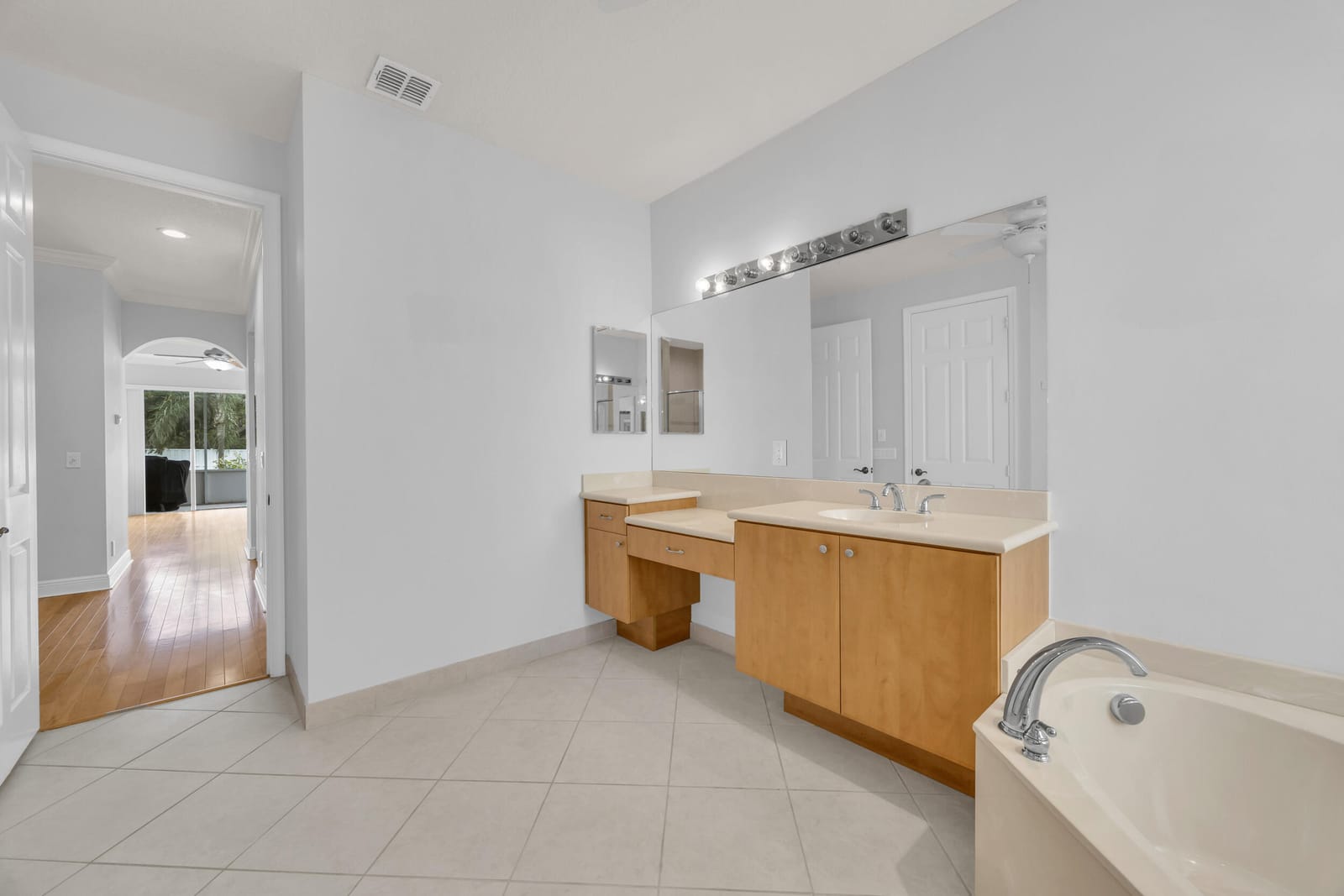 302 NW Westover Court, Port St. Lucie, FL 34986 photo 24