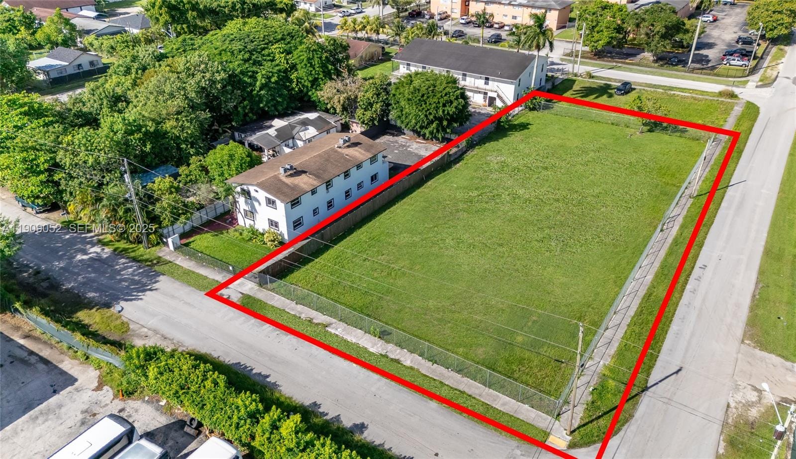 520 SW Krome Terrace — photo 3