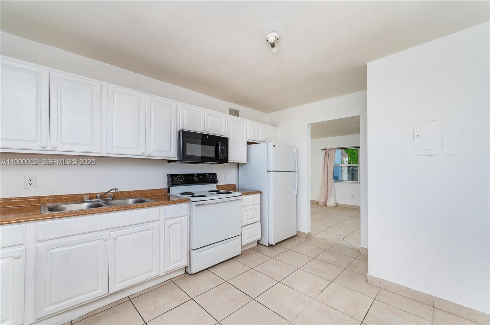 520 SW Krome Terrace — photo 8