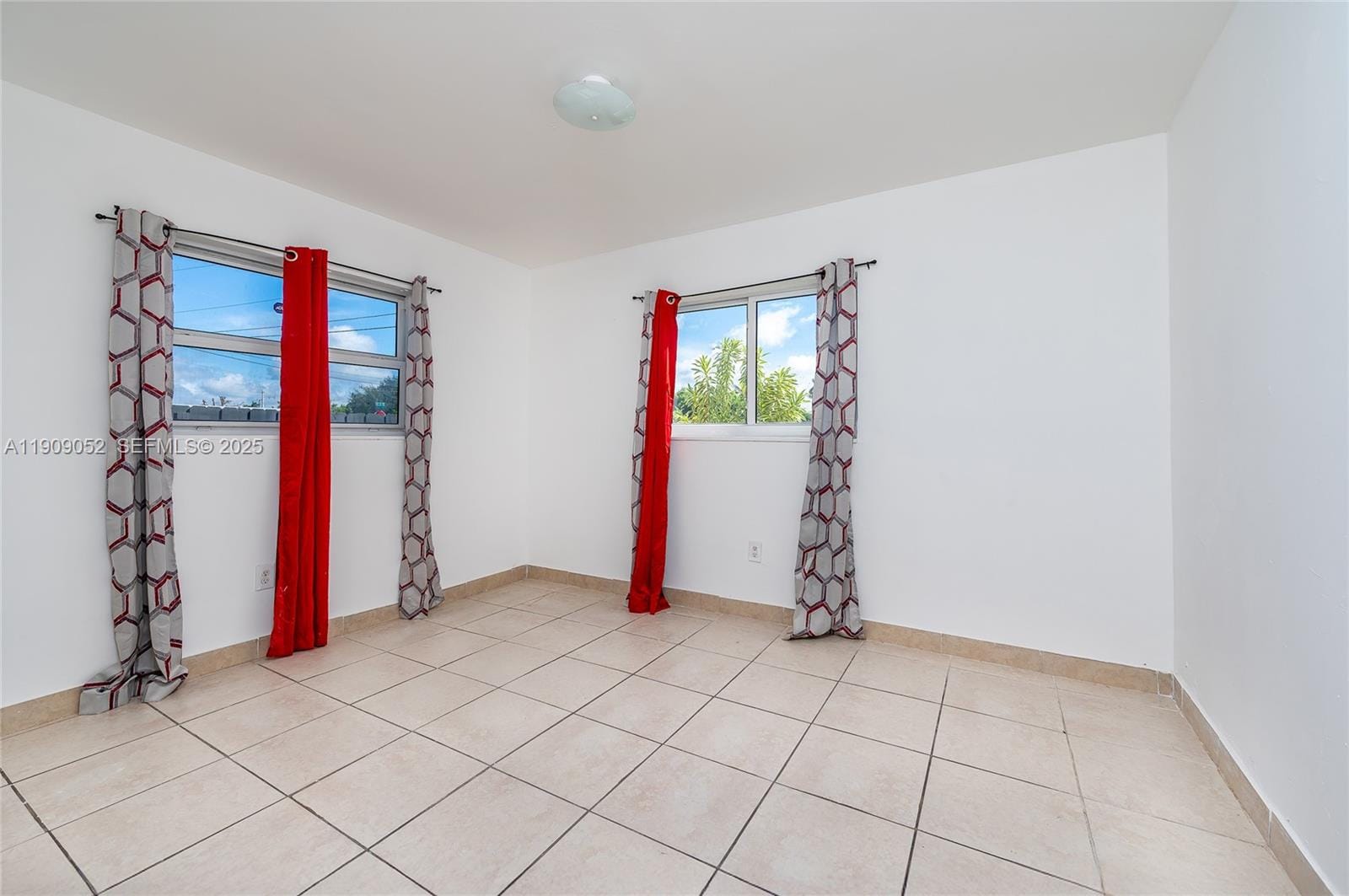 520 SW Krome Terrace — photo 9