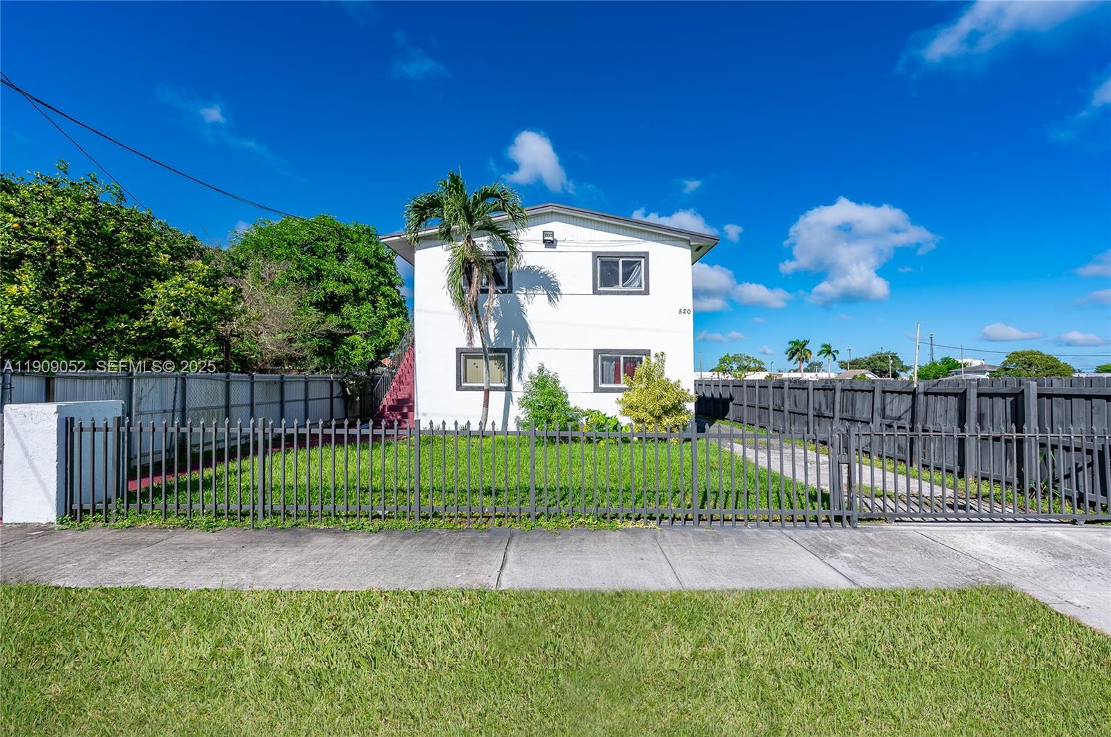 520 SW Krome Terrace, Homestead, FL 33030, Homestead