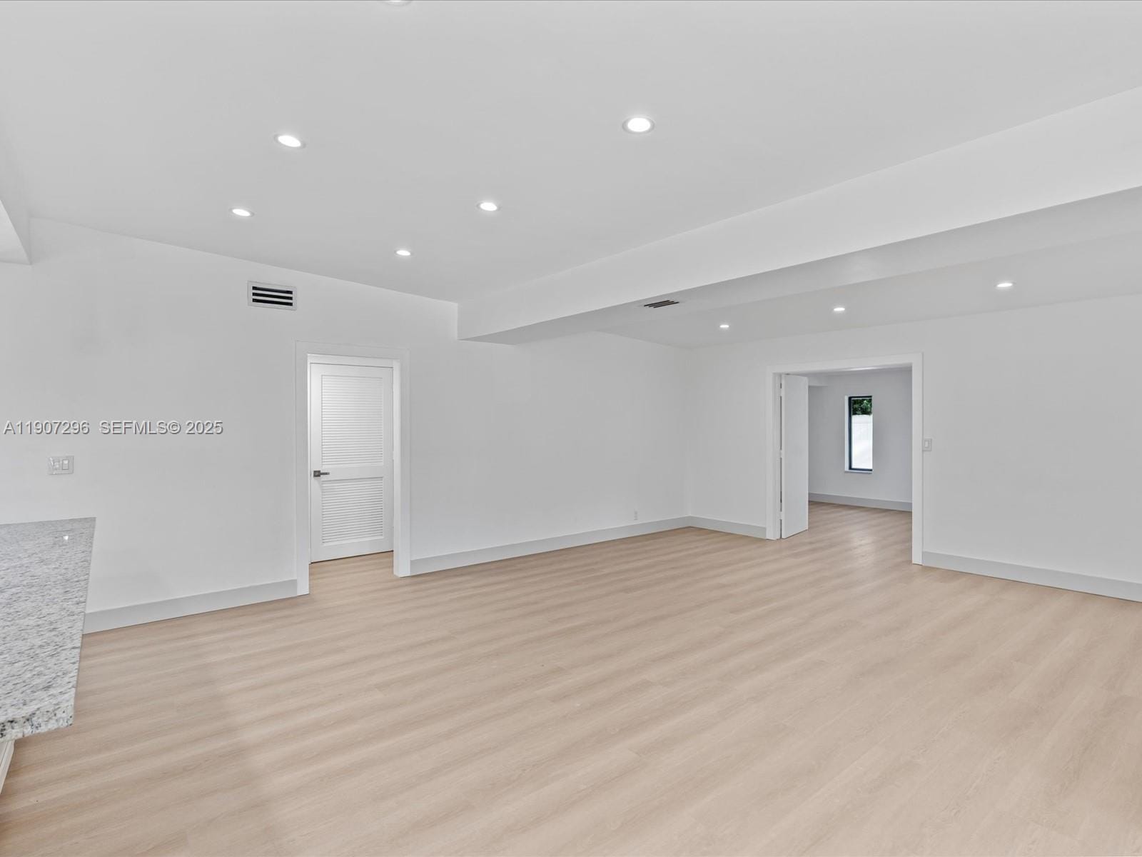 19461 NE 22nd Road, North Miami Beach, FL 33179 photo 11