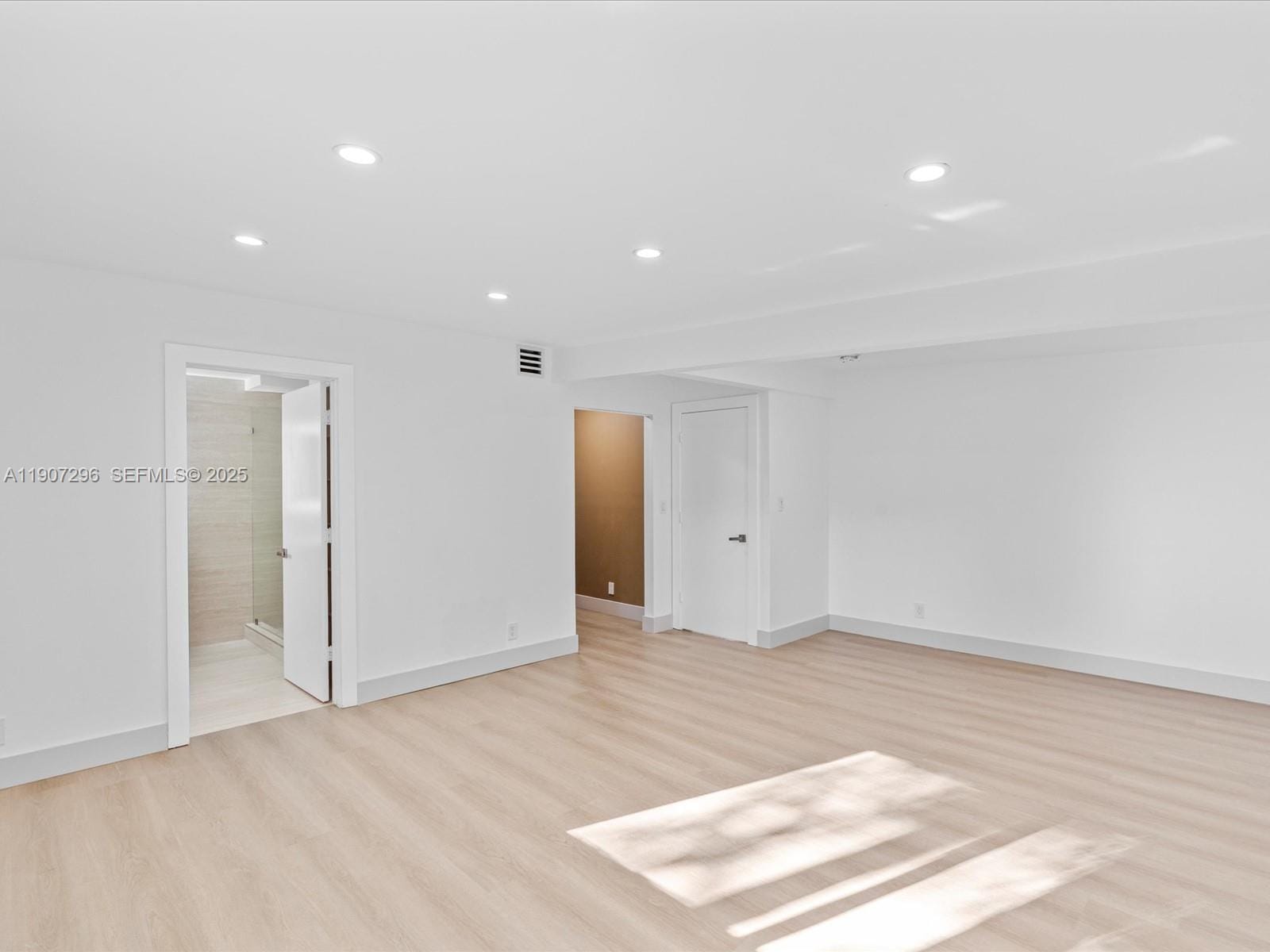 19461 NE 22nd Road, North Miami Beach, FL 33179 photo 22