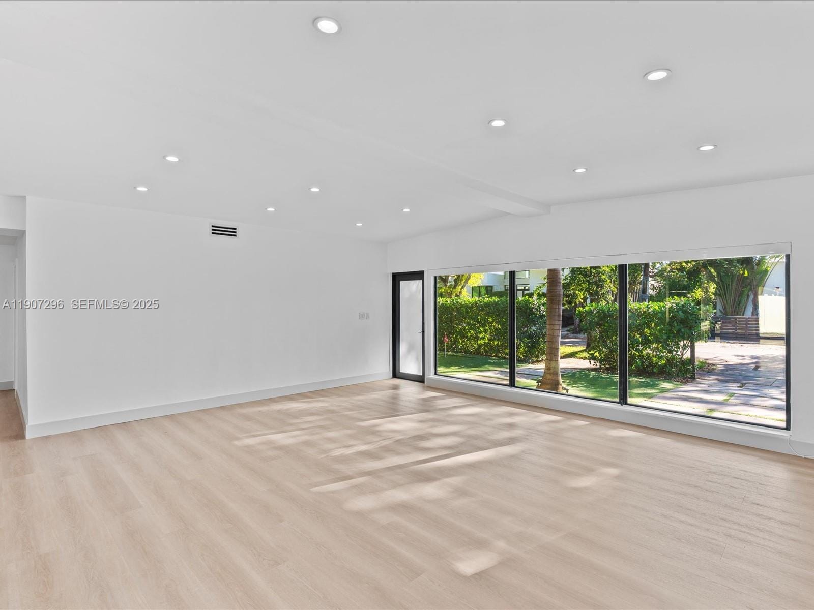 19461 NE 22nd Road, North Miami Beach, FL 33179 photo 6