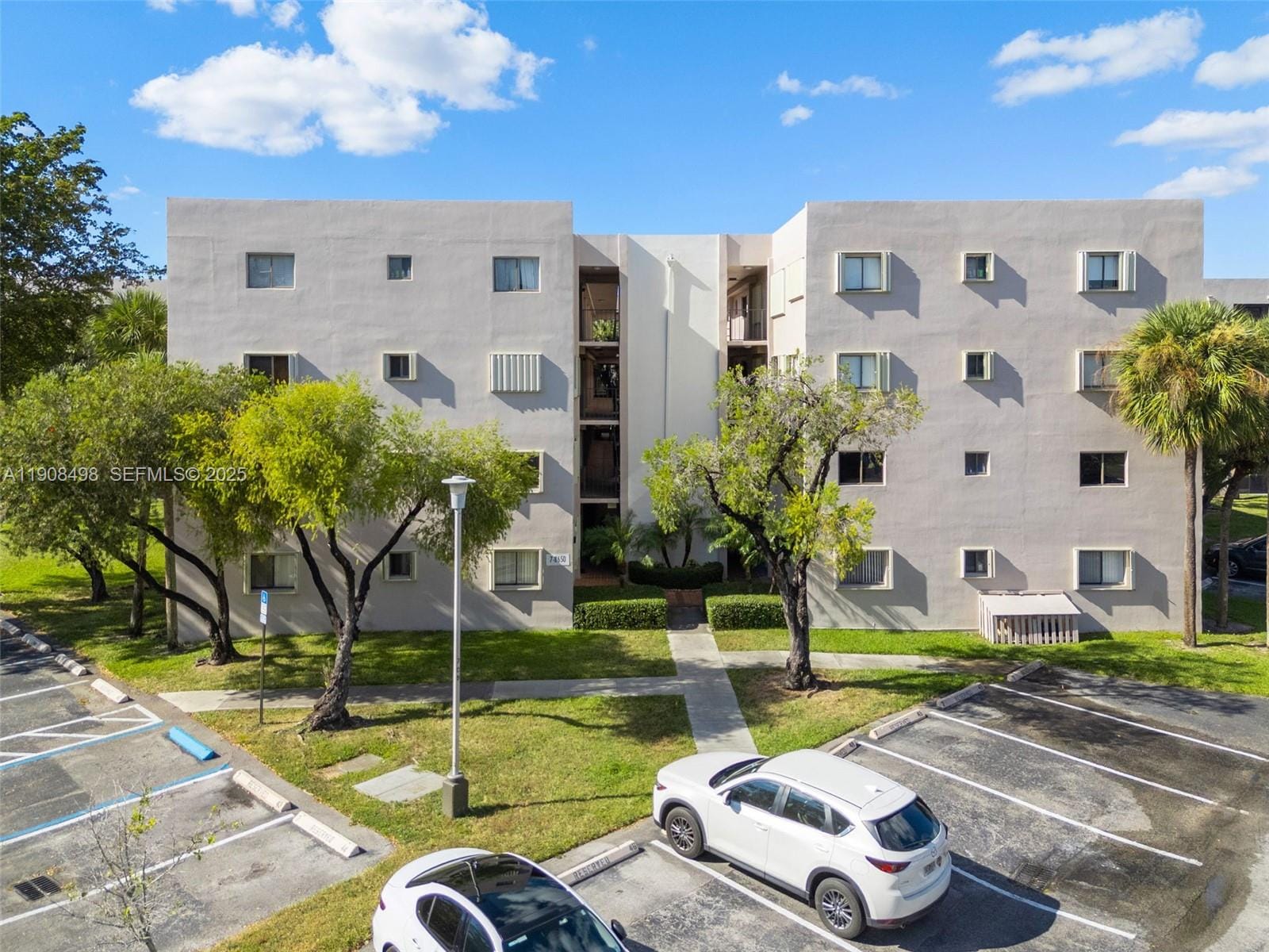 8650 SW 133rd Ave Road 216, Miami, FL 33183 photo 24