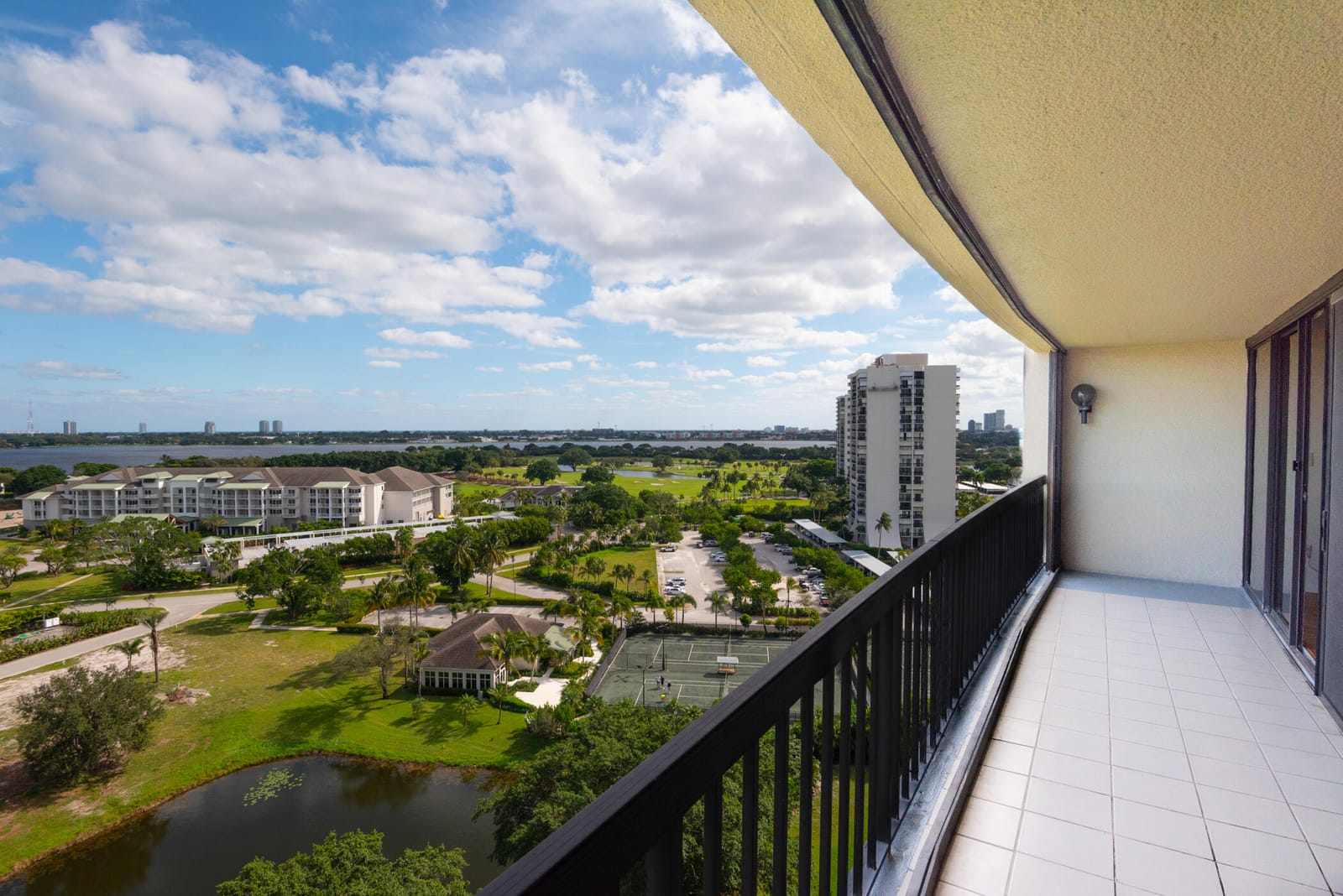 2480 Presidential Way 1504, West Palm Beach, FL 33401 photo 18