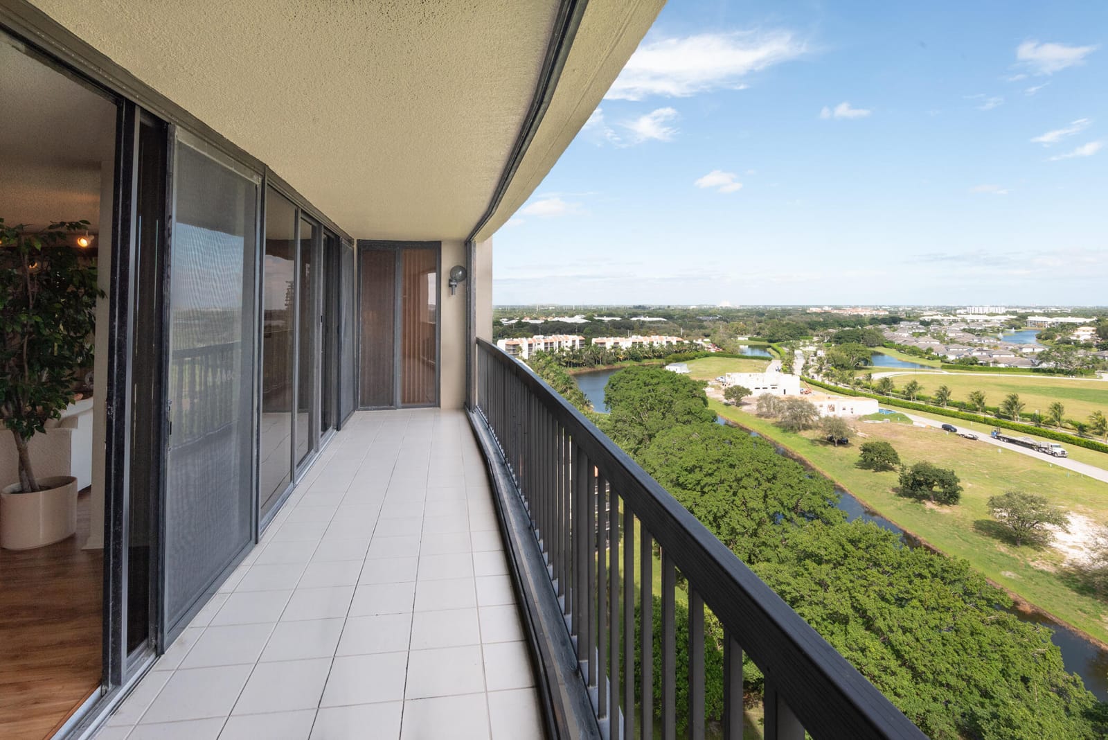 2480 Presidential Way 1504, West Palm Beach, FL 33401 photo 19