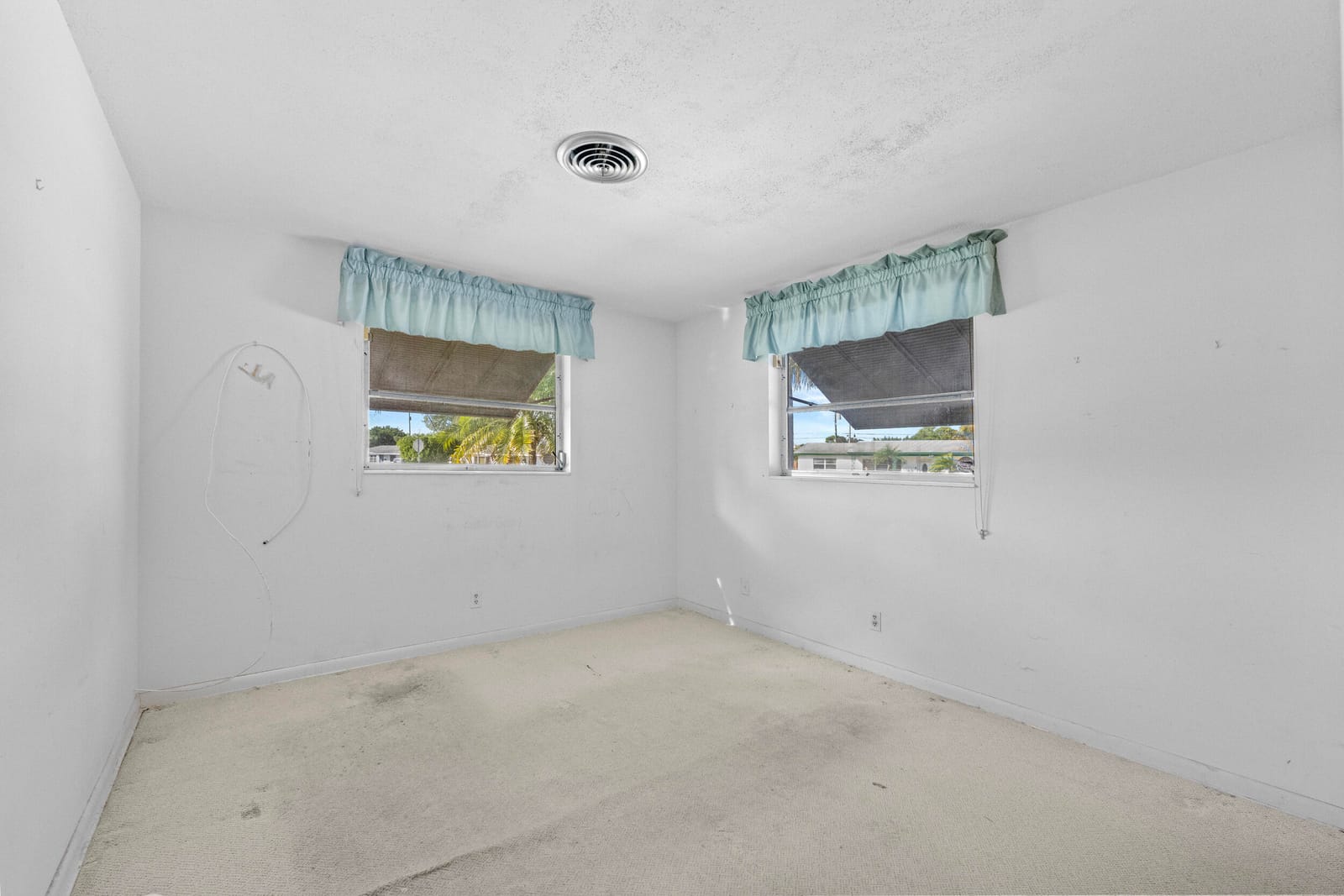 490 W 31st Street, Riviera Beach, FL 33404 photo 15