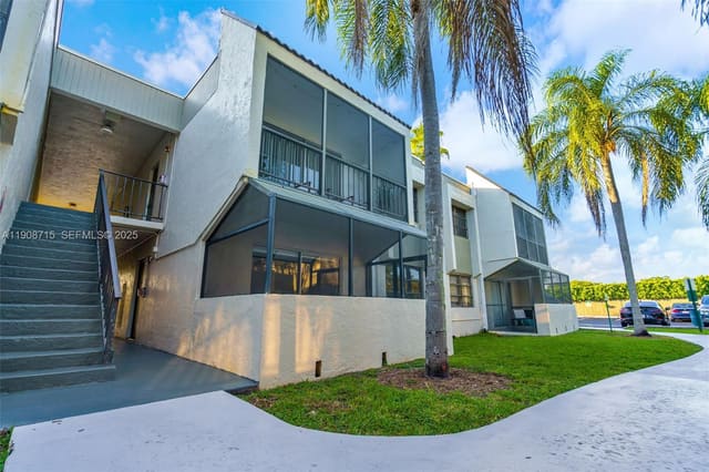 7929 SW 104th St, 111E, Miami, FL 33156