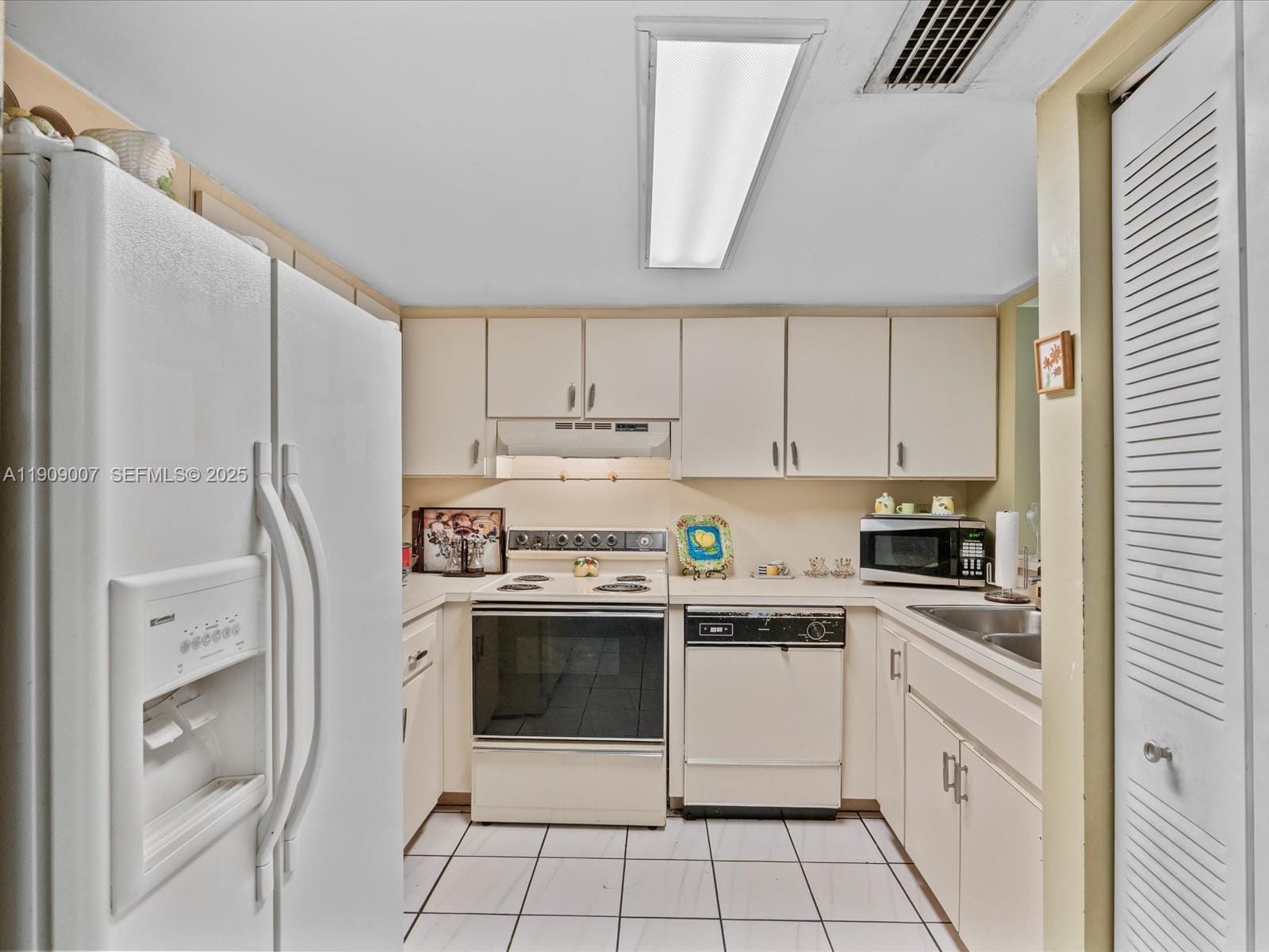 11840 SW 18th Terrace 94, Miami, FL 33175 photo 11
