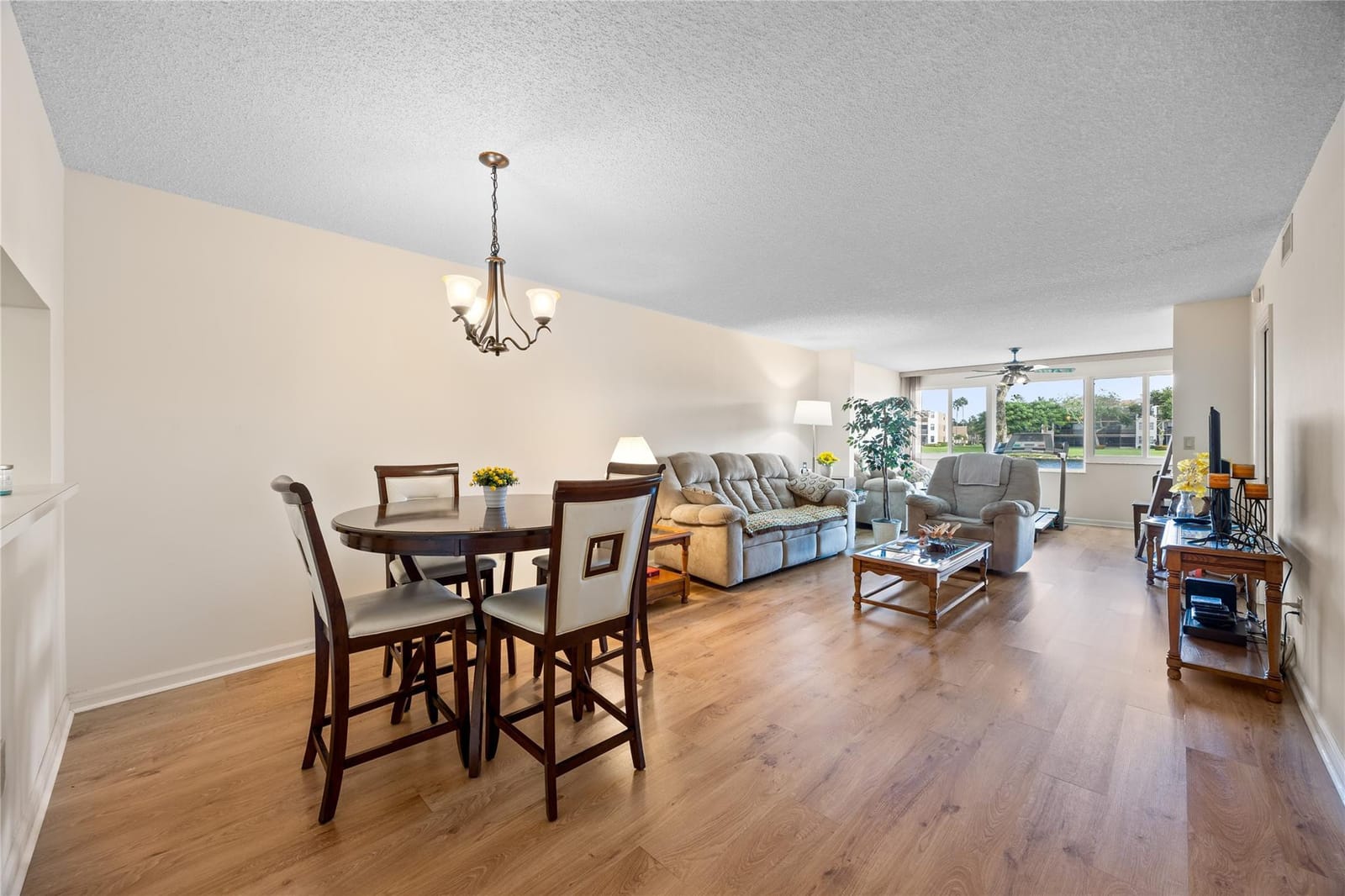 7186 S Devon Drive 109 — photo 4