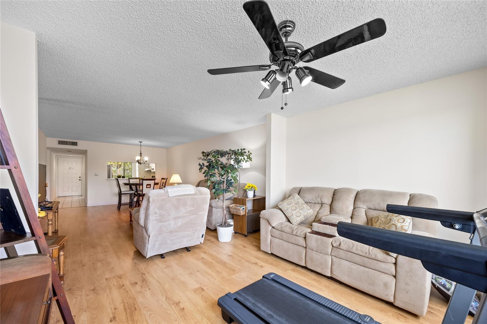 7186 S Devon Drive 109 — photo 8