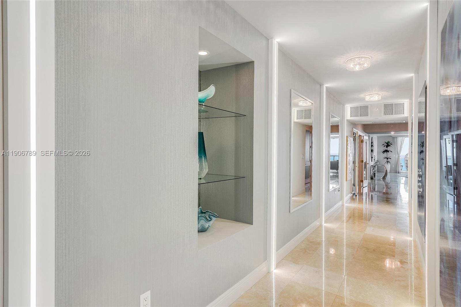 20201 E Country Club Drive 1903 — photo 7