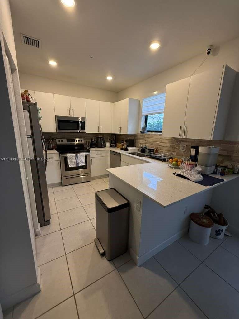 15929 SW 2nd Place — photo 4