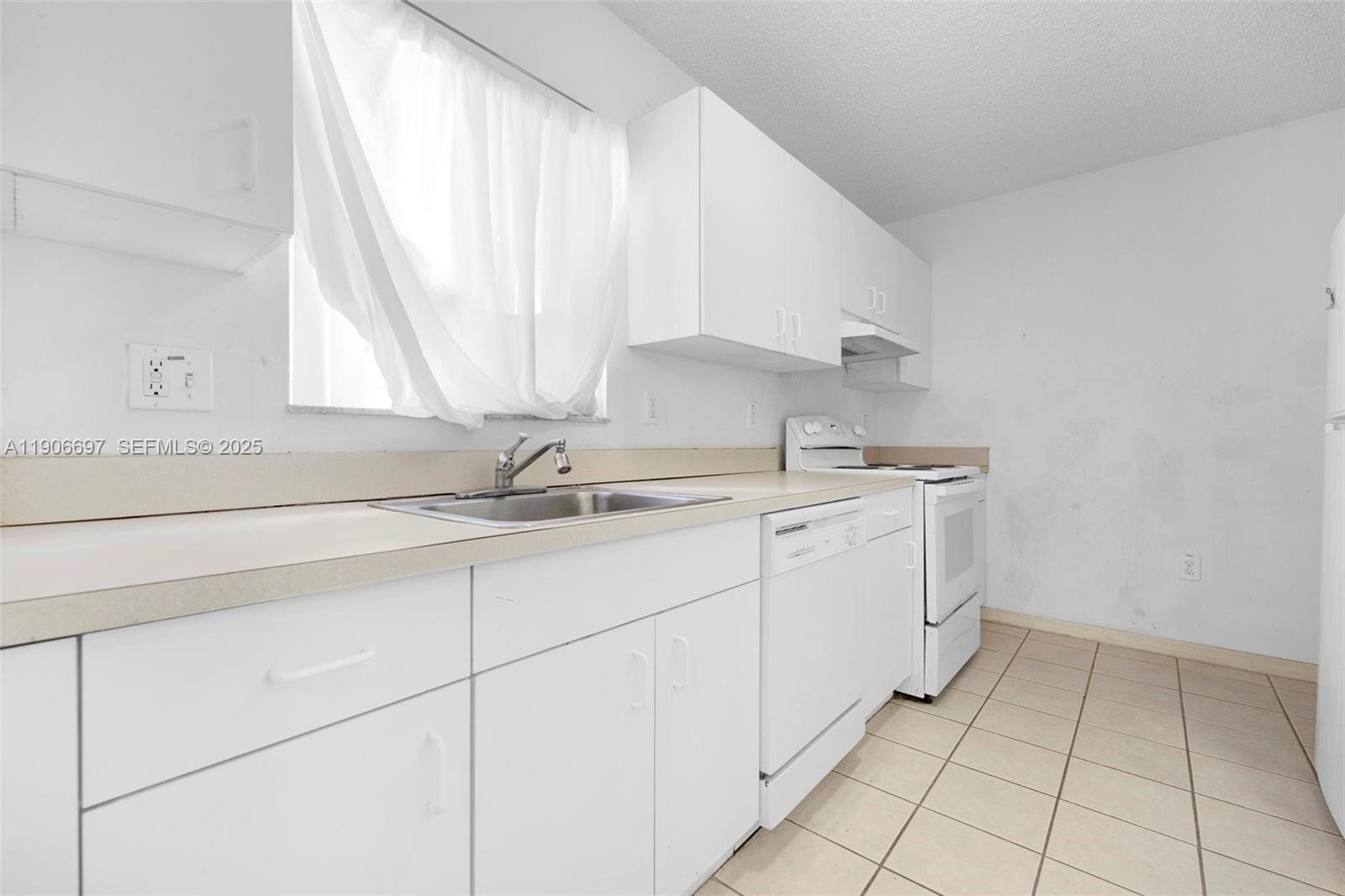 3110 NW 203rd Terrace, Miami Gardens, FL 33056 photo 7