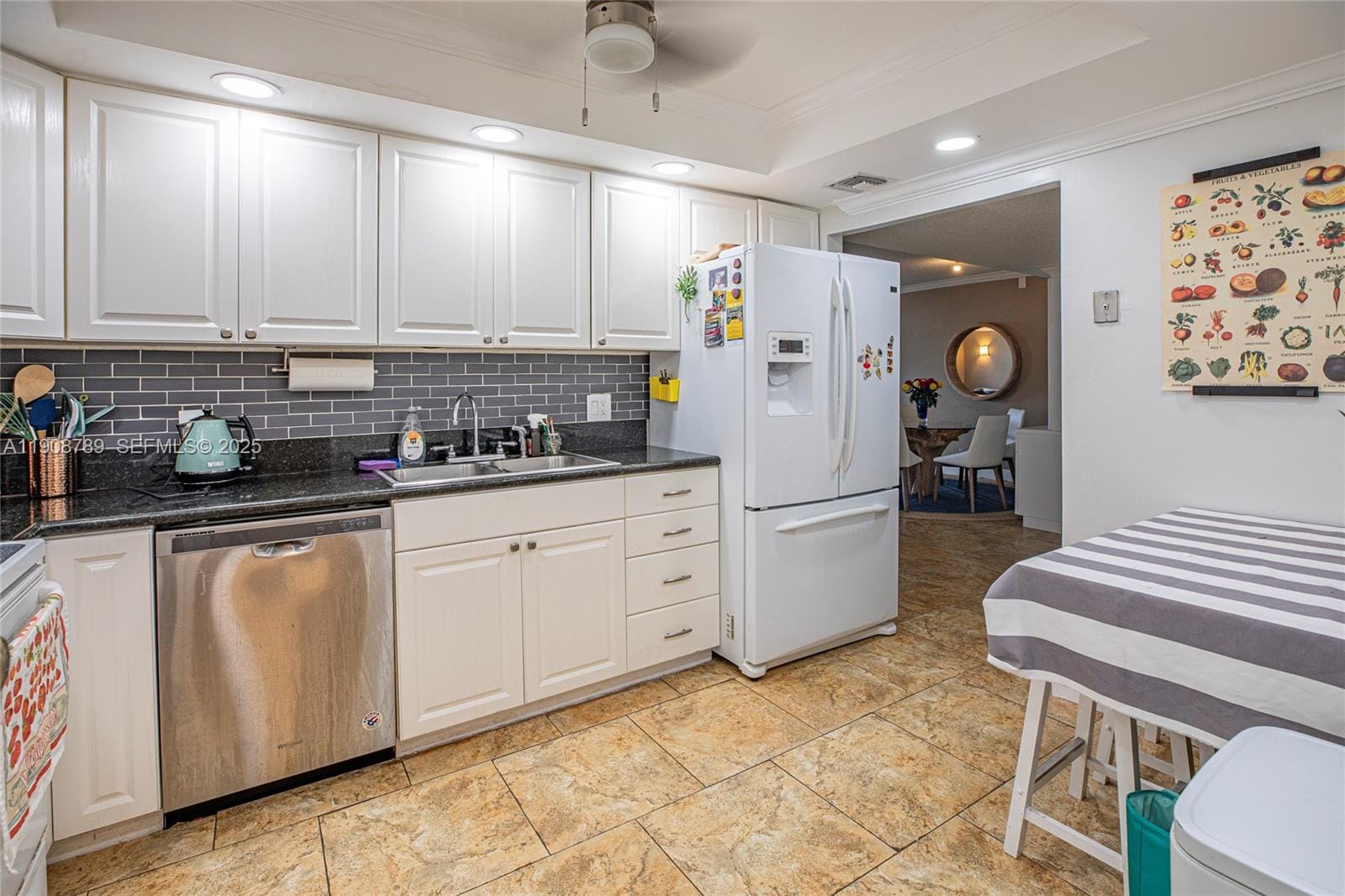 437 Golden Isles Drive 9B-C — photo 4