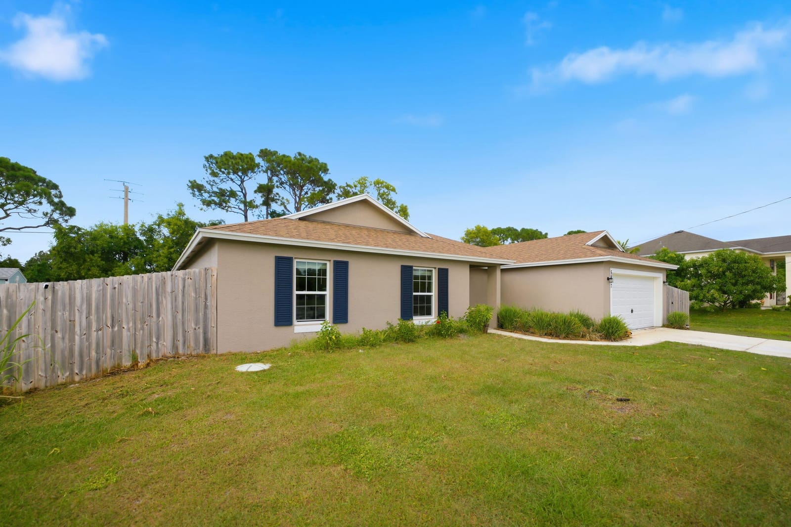 5957 NW Baynard Drive — photo 7