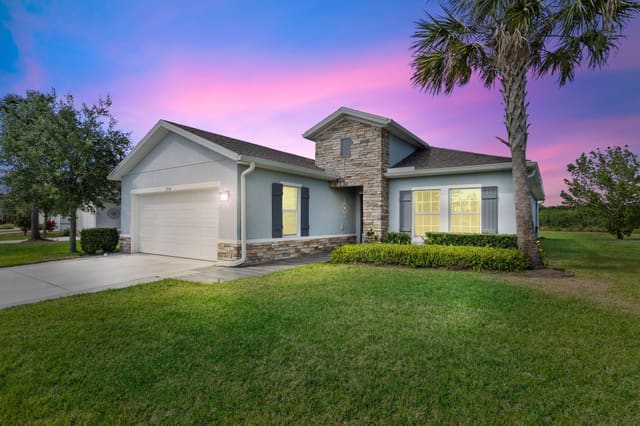 3514 Carriage Pointe Circle, sold in Carriage Pointe Estates, Fort Pierce, FL