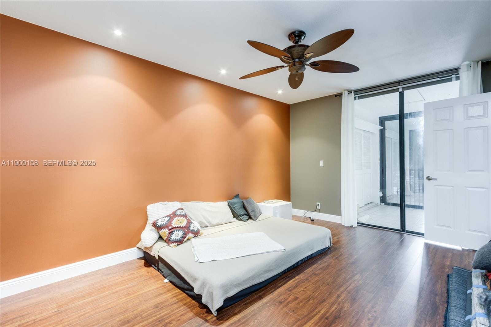 2880 S Carambola S Circle 2071 — photo 12