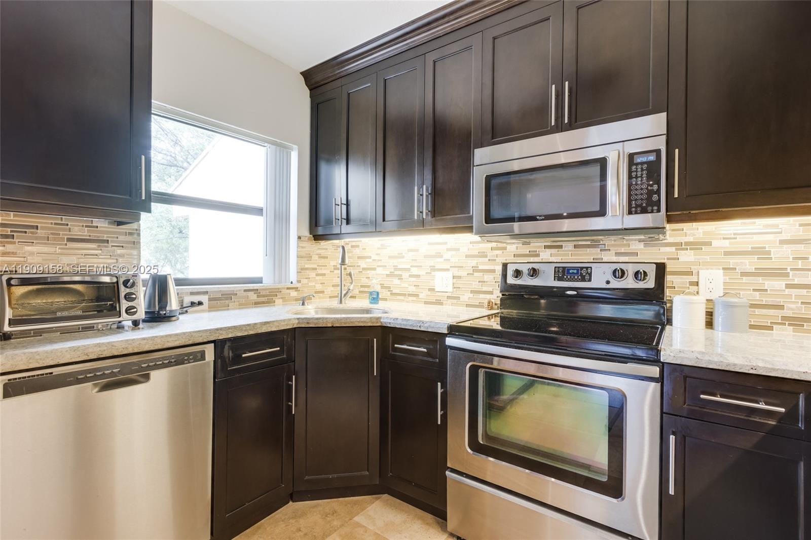 2880 S Carambola S Circle 2071 — photo 7