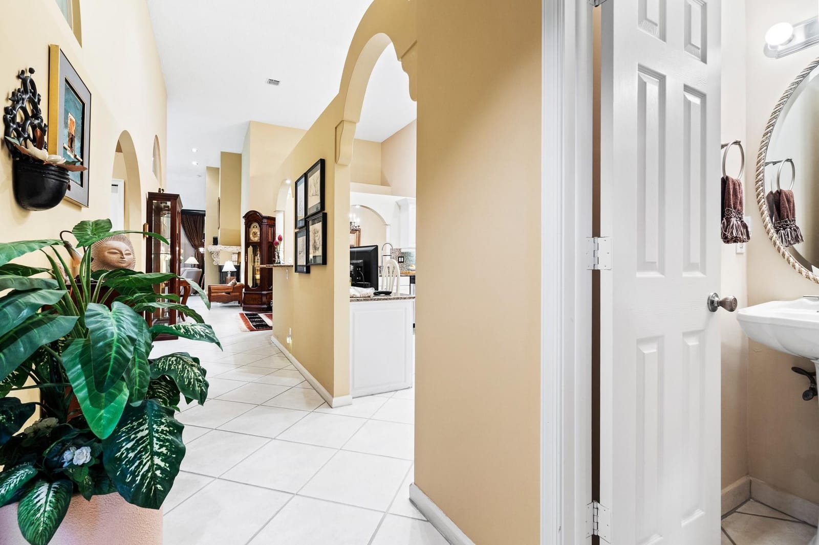 476 W Palm Aire Drive — photo 10