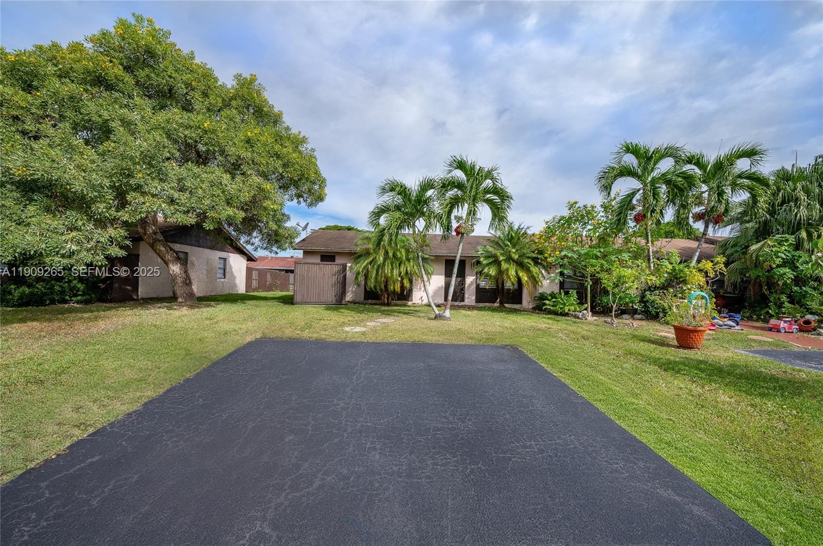 13579 SW 49th Terrace, Miami, FL 33175 photo 22
