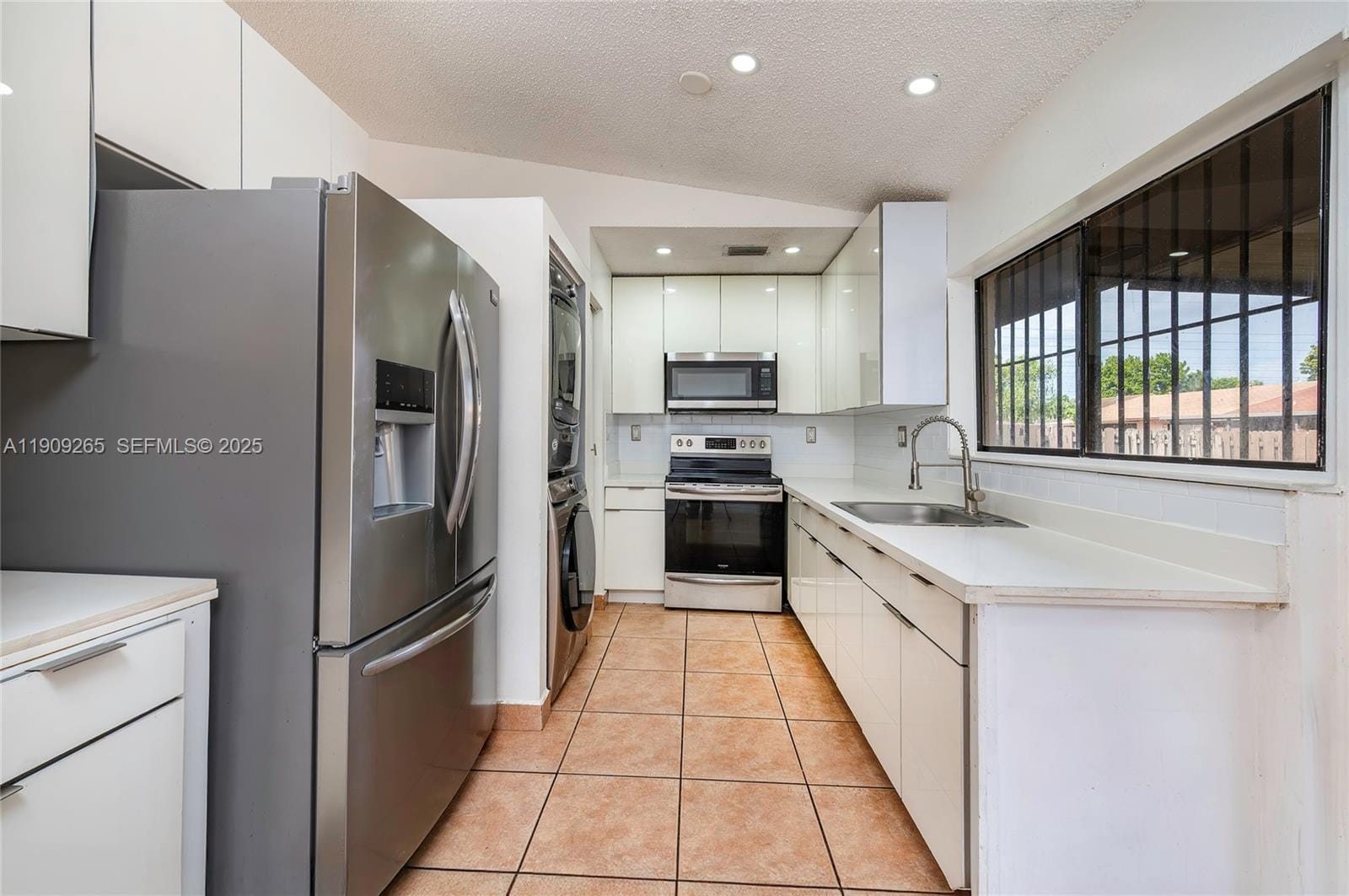 13579 SW 49th Terrace, Miami, FL 33175 photo 6