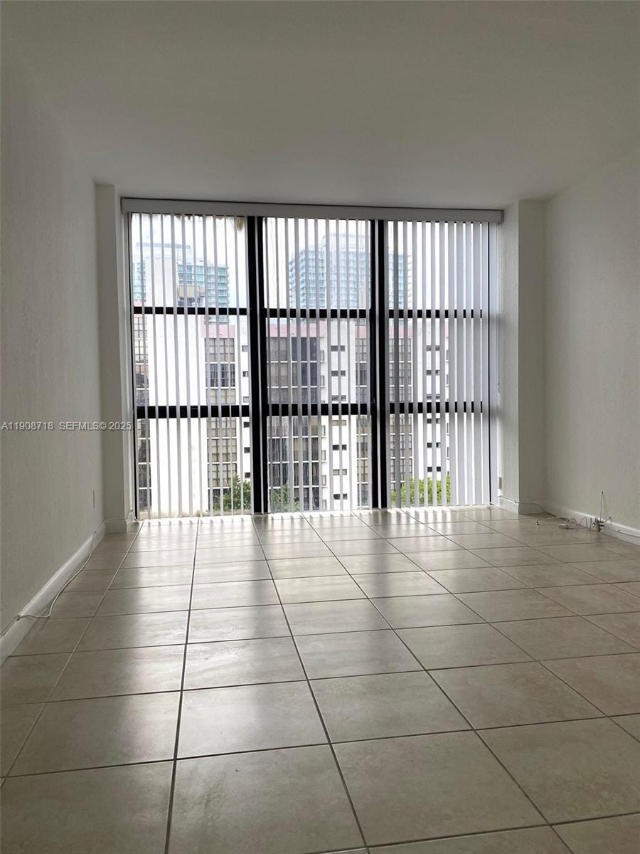 17011 N Bay Road 711, Sunny Isles Beach, FL 33160 photo 14