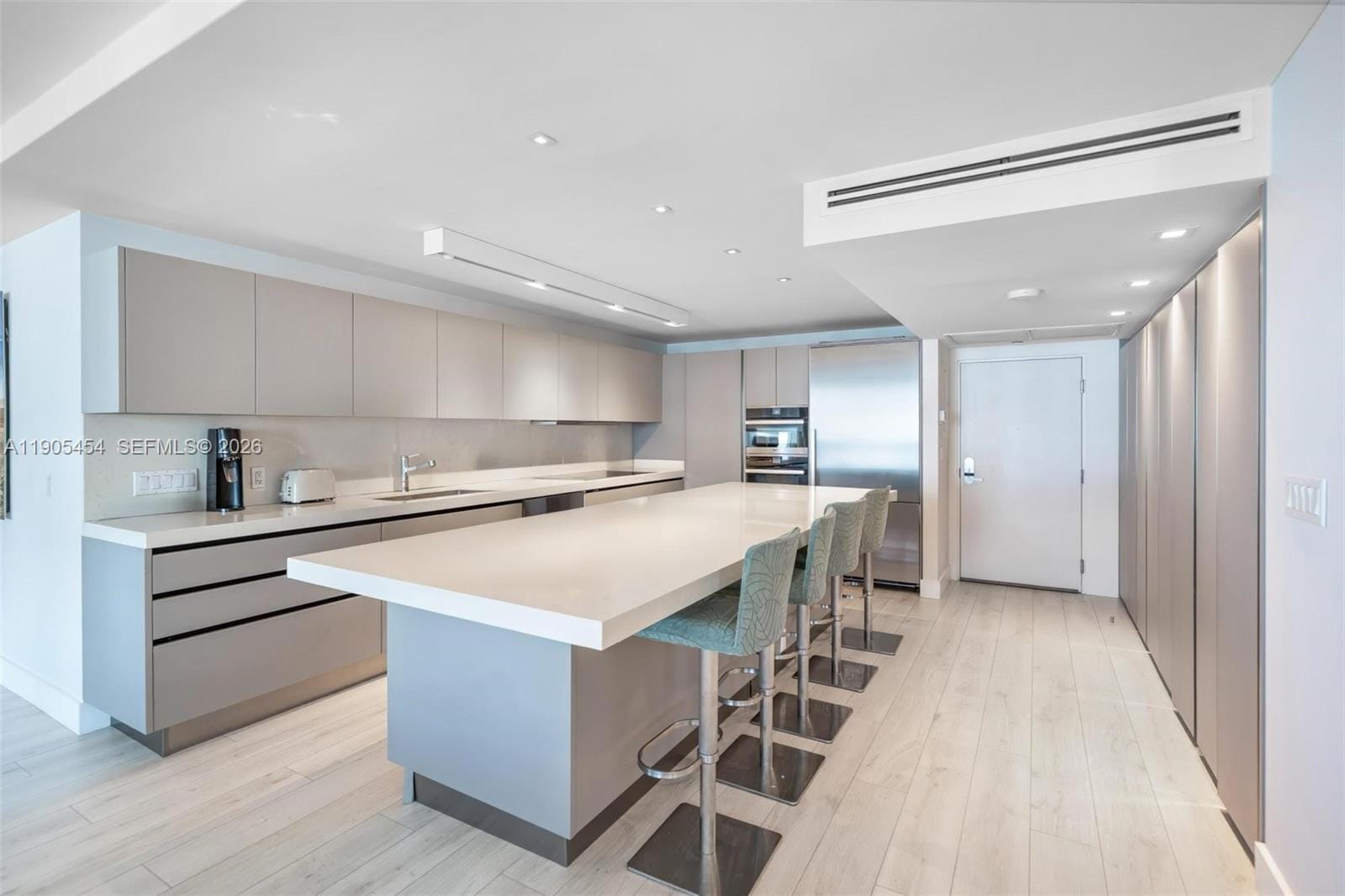 2301 Collins Avenue 1414/1415 — photo 7
