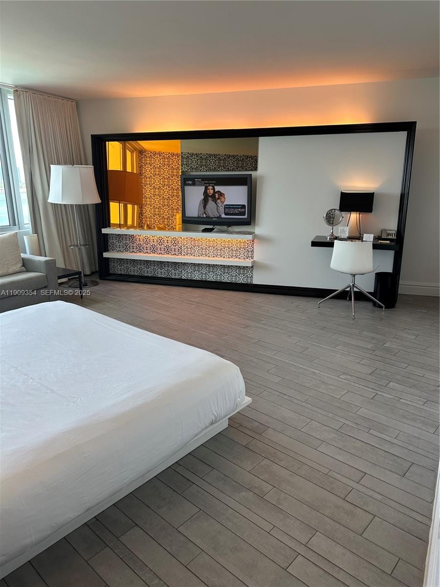 1100 West Avenue 1206 — photo 2