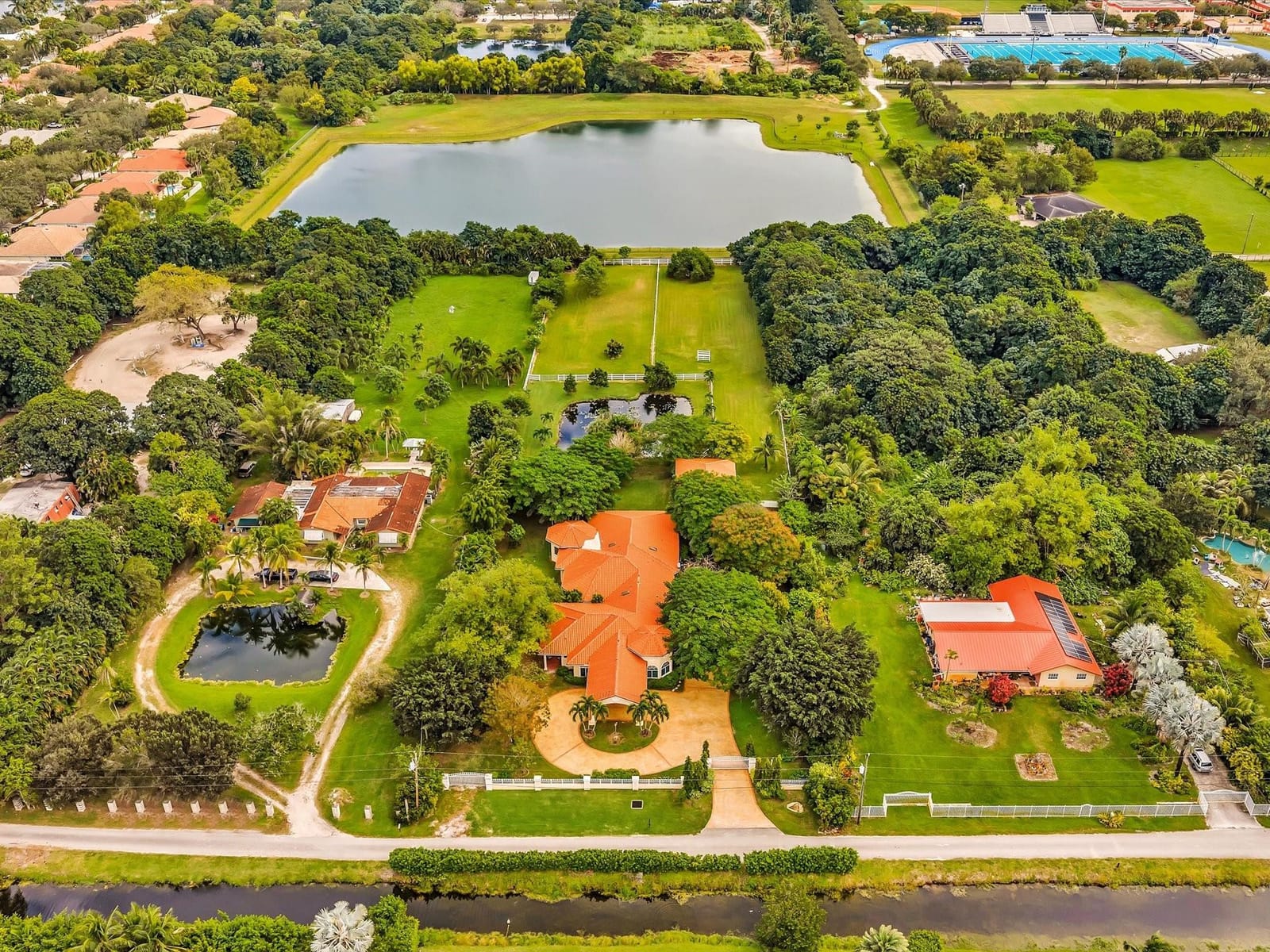 5290 SW 130th Avenue, Southwest Ranches, FL 33330 photo 2