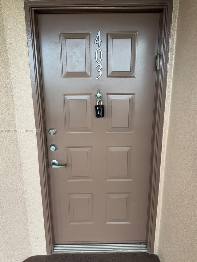 1650 SW 124th Terrace 403D, Pembroke Pines, FL 33027