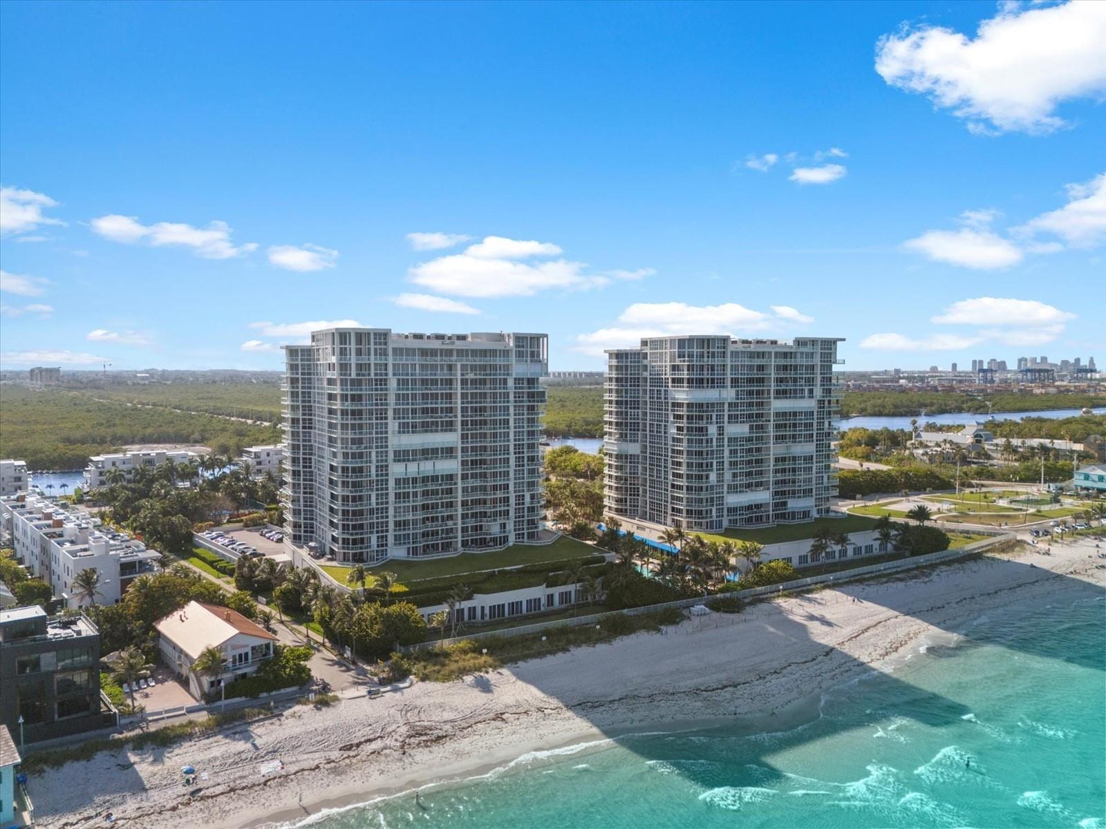 6001 N Ocean Drive 607, Hollywood, FL 33019