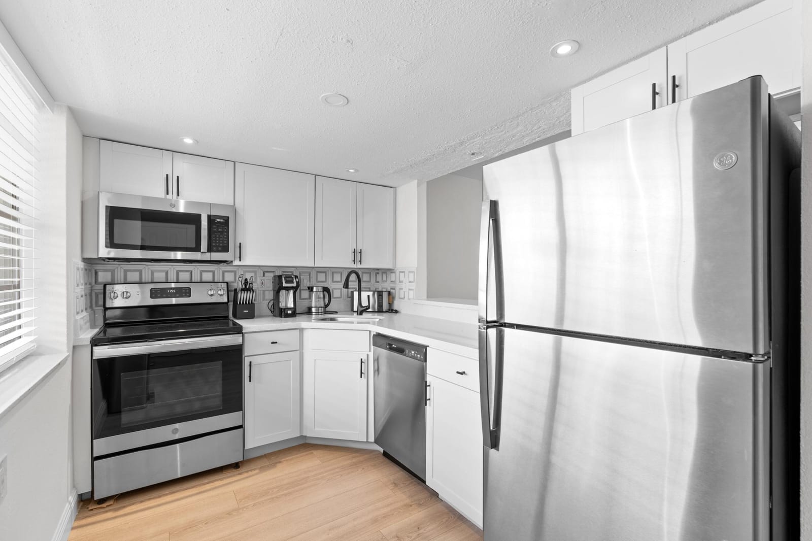 40 SE 13th Street B1 — photo 8
