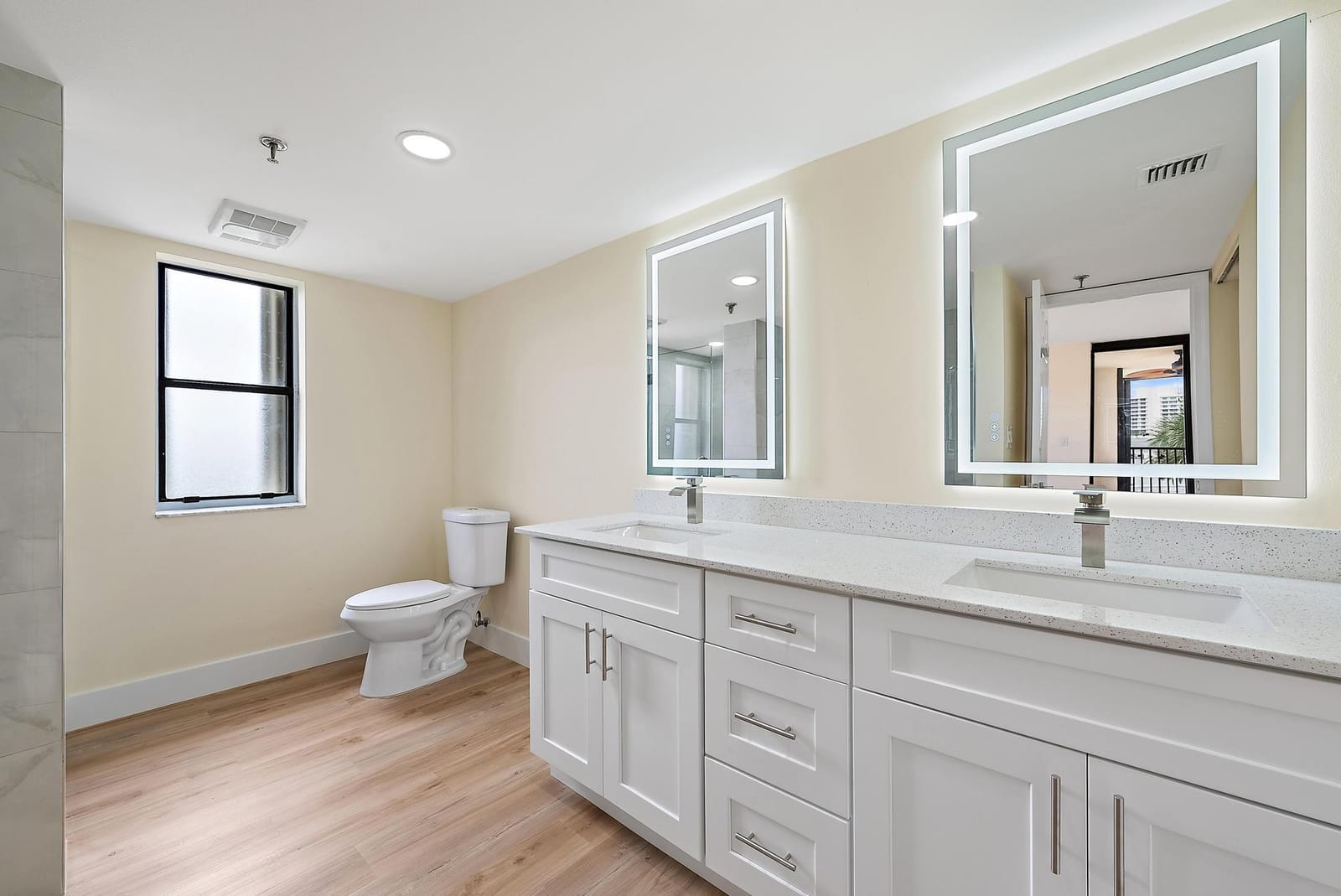 19800 Sandpointe Bay Drive 406, Tequesta, FL 33469 photo 18