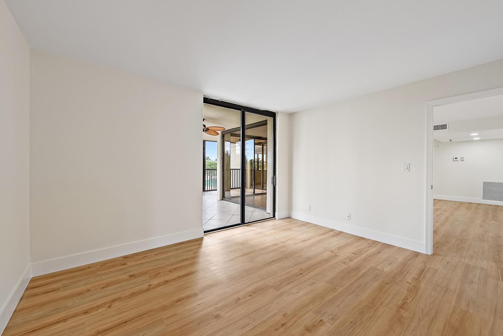 19800 Sandpointe Bay Drive 406, Tequesta, FL 33469 photo 21