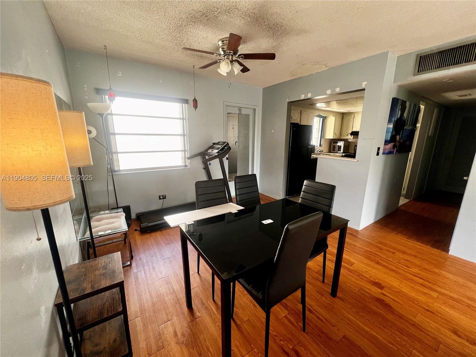 1501 Arthur Street 7 — photo 3