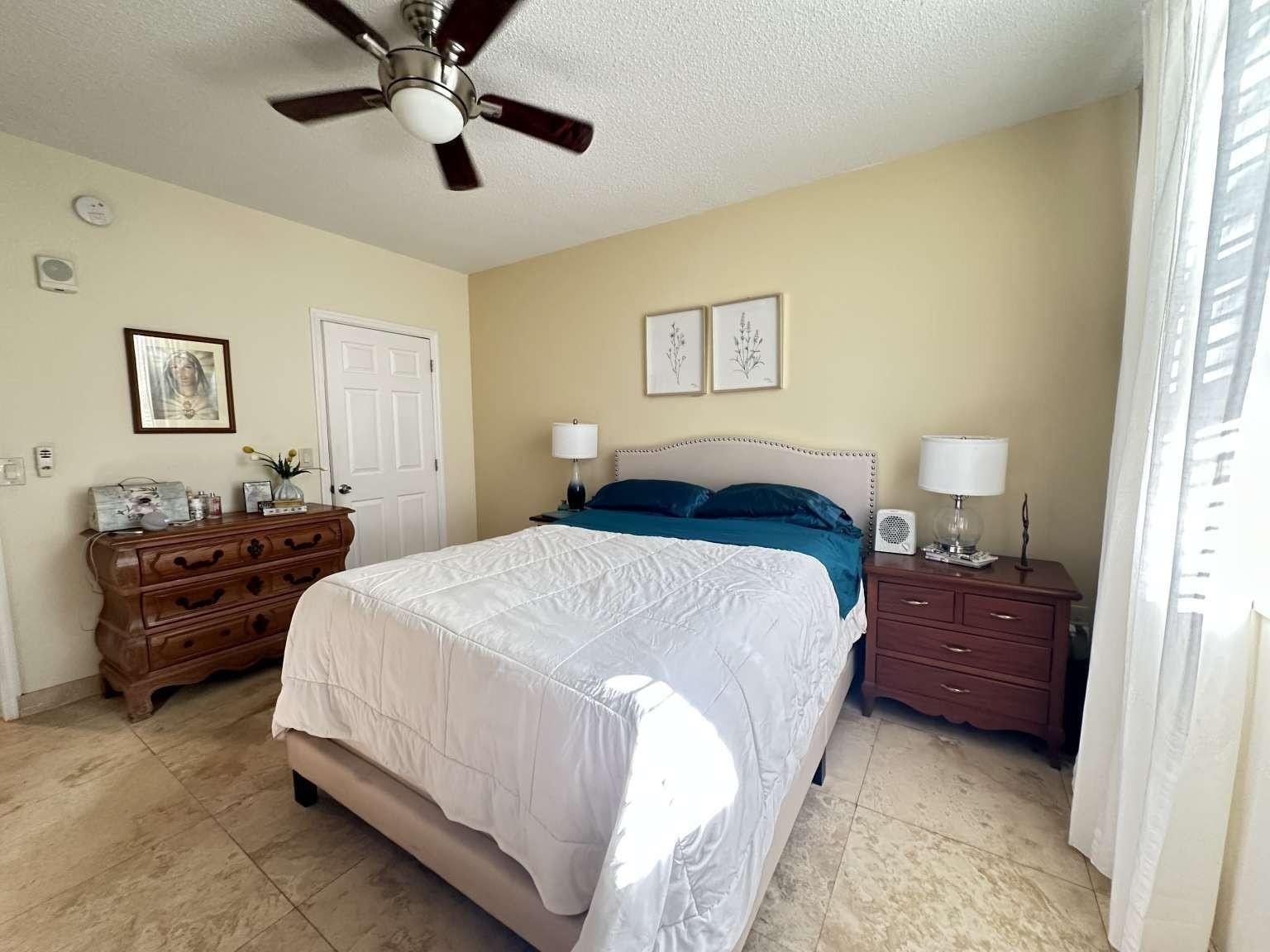 630 S Sapodilla Avenue 215 — photo 12