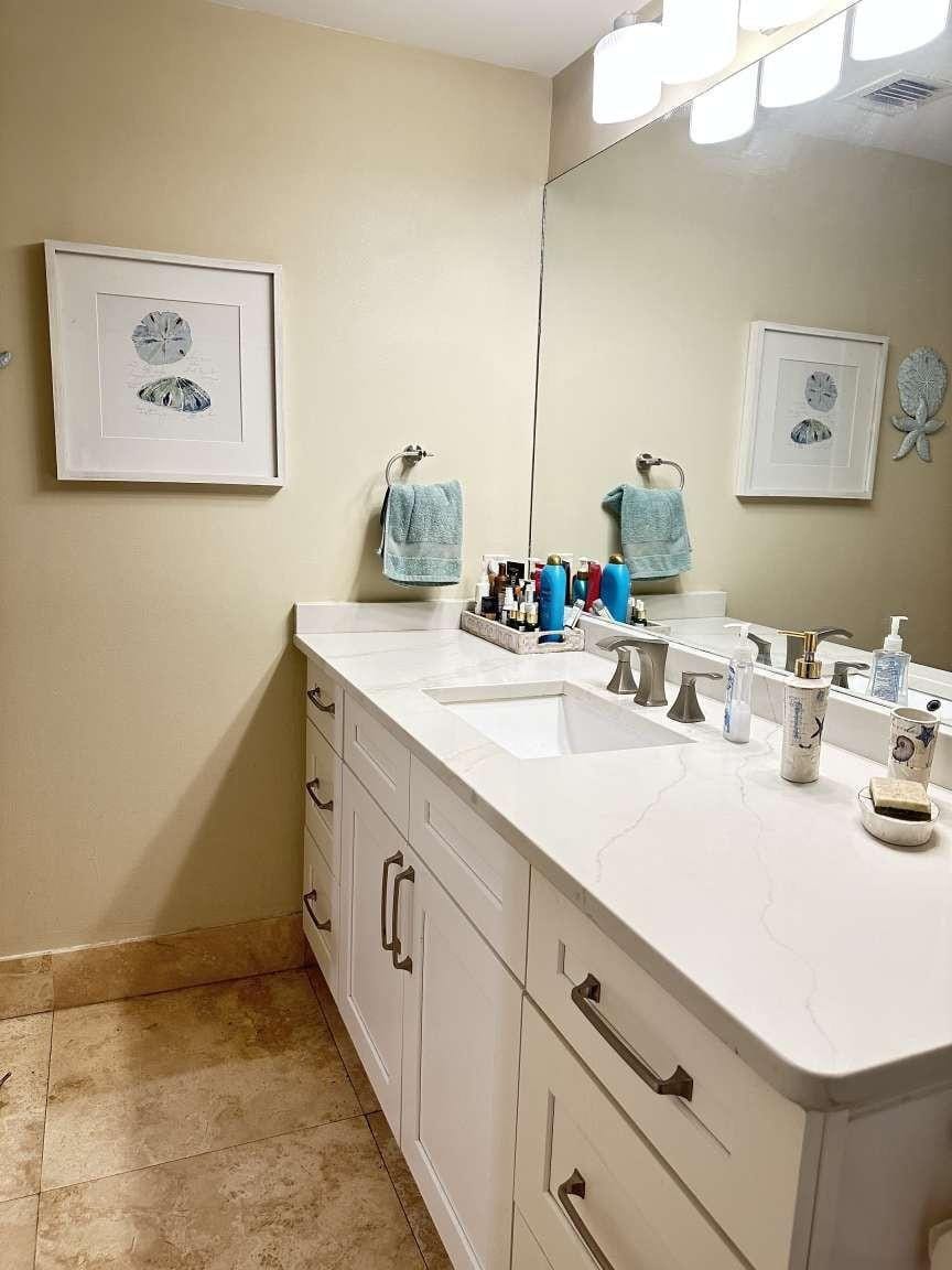630 S Sapodilla Avenue 215, West Palm Beach, FL 33401 photo 17