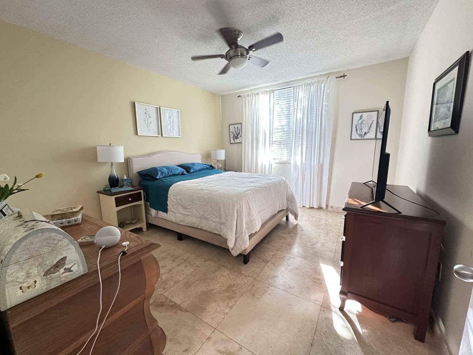 630 S Sapodilla Avenue 215 — photo 8