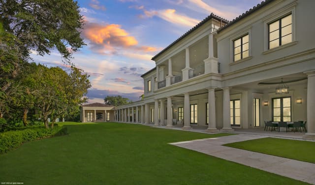 118 Bears Club Drive, sold in Bears Club, Jupiter, FL