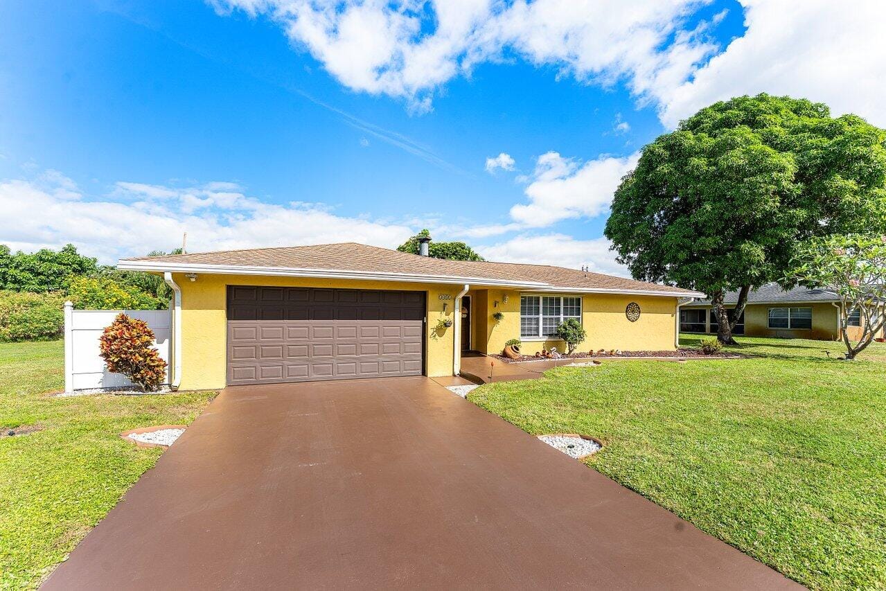 5455 Pine Tree Drive, Delray Beach, FL 33484